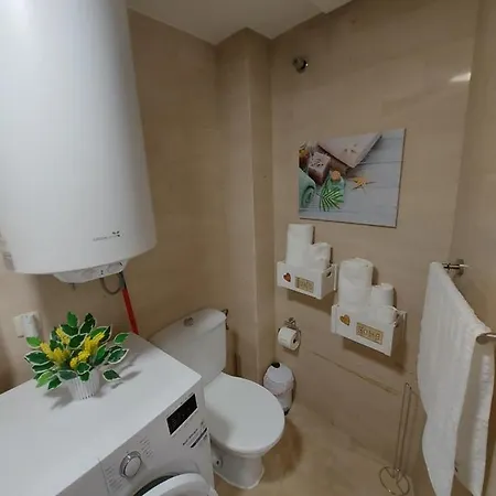 La Apartment *