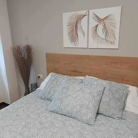 La Apartment *